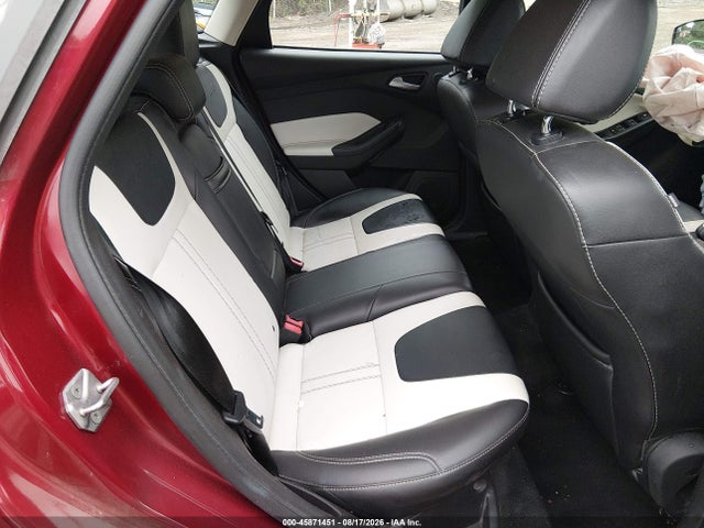 45871451 :رقم المزاد ، 1FADP3N28DL305099 vin ، 2013 Ford Focus Titanium مزاد بيع