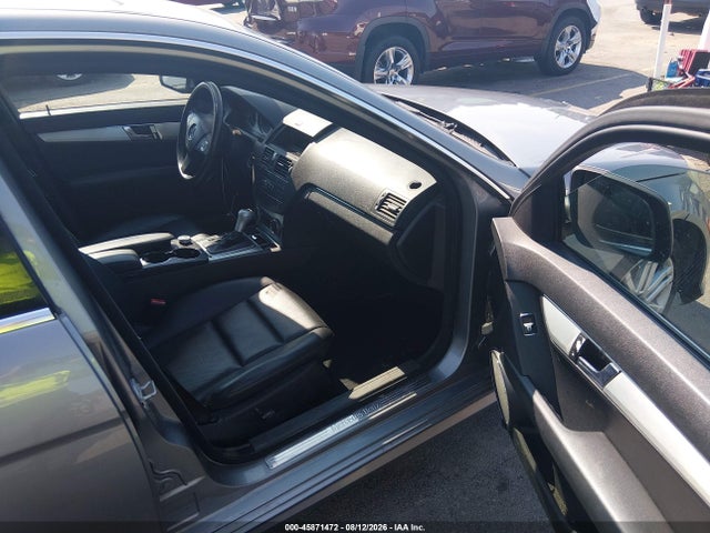 2008 Mercedes-benz C 300 Luxury/sport მანქანა იყიდება აუქციონზე, vin: WDDGF54X48F020686, აუქციონის ნომერი: 45871472