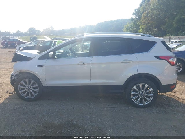 Продажа на аукционе авто 2017 Ford Escape Titanium, vin: 1FMCU9J98HUB87636, номер лота: 45871478