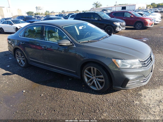 Продаж на аукціоні авто 2016 Volkswagen Passat 1.8t R-line, vin: 1VWAT7A37GC038229, номер лоту: 45871480
