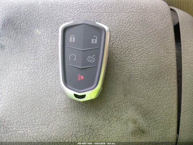 Продаж на аукціоні авто 2018 Chevrolet Tahoe Lt, vin: 1GNSCBKC5JR342437, номер лоту: 45871494