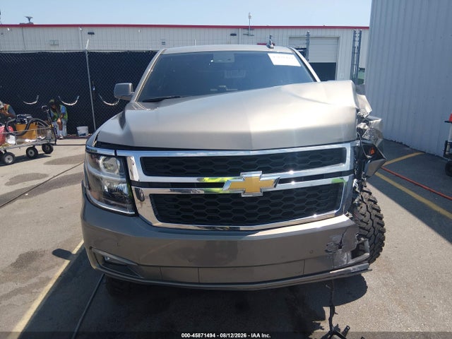 Продаж на аукціоні авто 2018 Chevrolet Tahoe Lt, vin: 1GNSCBKC5JR342437, номер лоту: 45871494