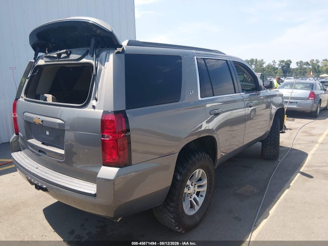 Продаж на аукціоні авто 2018 Chevrolet Tahoe Lt, vin: 1GNSCBKC5JR342437, номер лоту: 45871494