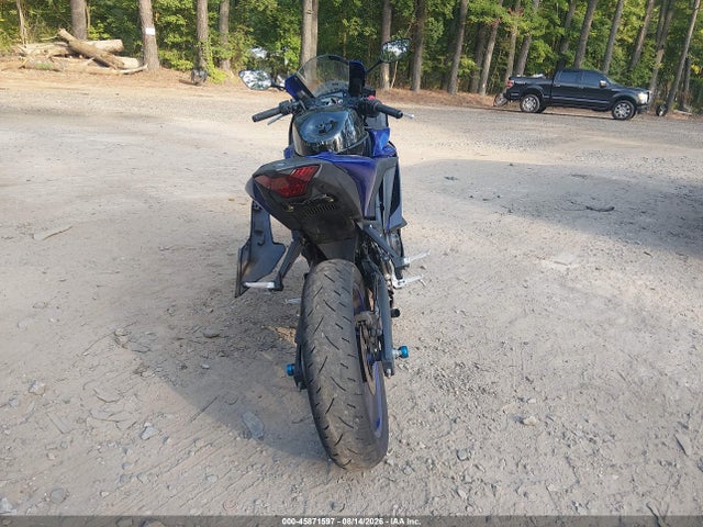 Yamaha Yzfr3 A 2024 MH3RH18Y0RK018212 Image 6