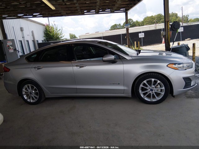 Продажа на аукционе авто 2019 Ford Fusion Hybrid Se, vin: 3FA6P0LU0KR115727, номер лота: 45871641