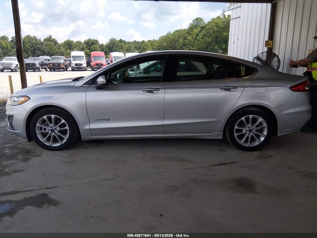 Продажа на аукционе авто 2019 Ford Fusion Hybrid Se, vin: 3FA6P0LU0KR115727, номер лота: 45871641