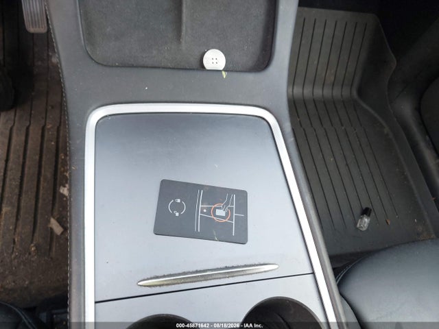 Продаж на аукціоні авто 2022 Tesla Model Y Long Range Dual Motor All-wheel Drive, vin: 7SAYGDEE6NF375994, номер лоту: 45871642