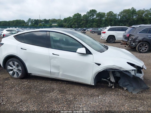 Продаж на аукціоні авто 2022 Tesla Model Y Long Range Dual Motor All-wheel Drive, vin: 7SAYGDEE6NF375994, номер лоту: 45871642