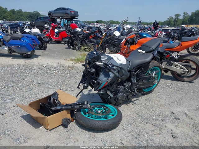 Yamaha MT07 2023 JYARM32E9PA007373 Image 2