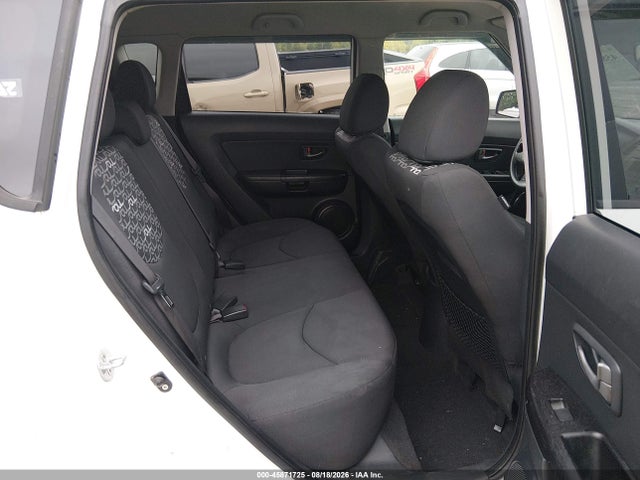 45871725 :رقم المزاد ، KNDJT2A22B7709448 vin ، 2011 Kia Soul + مزاد بيع