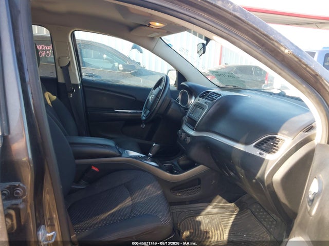 45871749 :رقم المزاد ، 3C4PDCBG3HT588781 vin ، 2017 Dodge Journey Sxt مزاد بيع