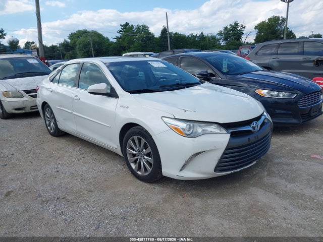 2016 Toyota Camry Hybrid Xle მანქანა იყიდება აუქციონზე, vin: 4T1BD1FK1GU195035, აუქციონის ნომერი: 45871789
