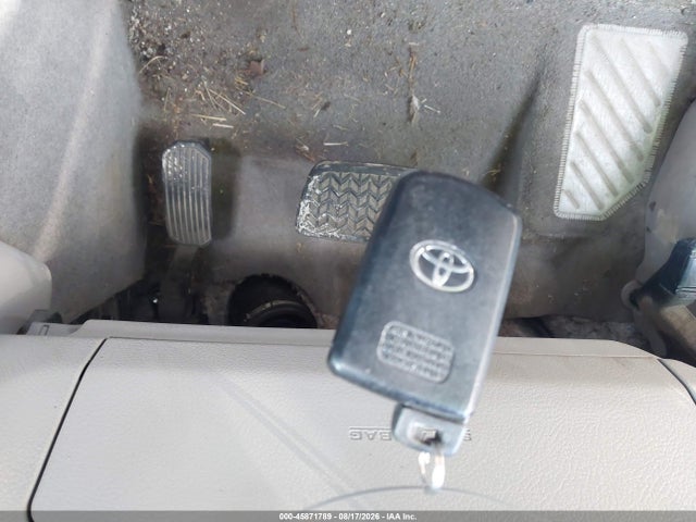 2016 Toyota Camry Hybrid Xle მანქანა იყიდება აუქციონზე, vin: 4T1BD1FK1GU195035, აუქციონის ნომერი: 45871789