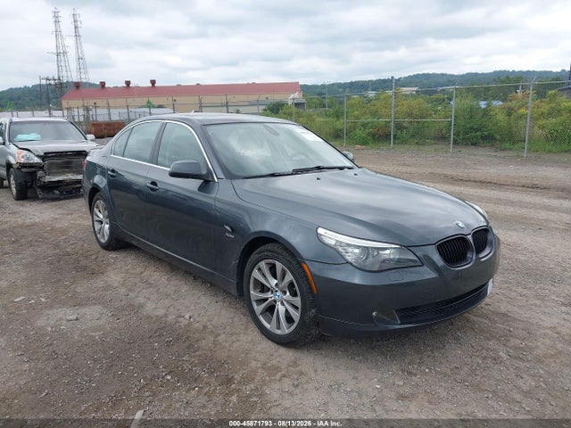 2010 Bmw 535i Xdrive მანქანა იყიდება აუქციონზე, vin: WBANV9C55AC390058, აუქციონის ნომერი: 45871793