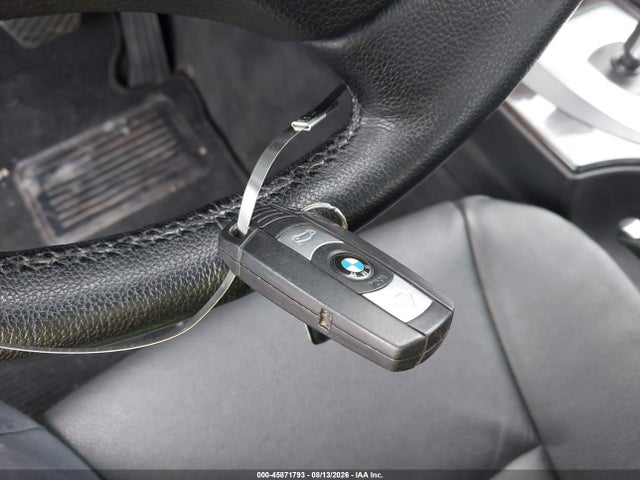 2010 Bmw 535i Xdrive მანქანა იყიდება აუქციონზე, vin: WBANV9C55AC390058, აუქციონის ნომერი: 45871793