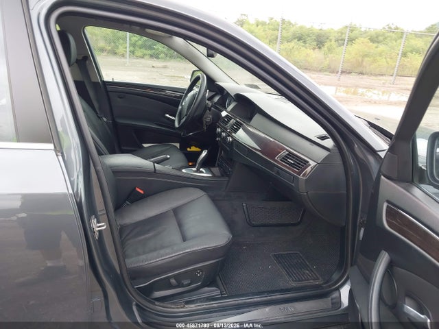 2010 Bmw 535i Xdrive მანქანა იყიდება აუქციონზე, vin: WBANV9C55AC390058, აუქციონის ნომერი: 45871793