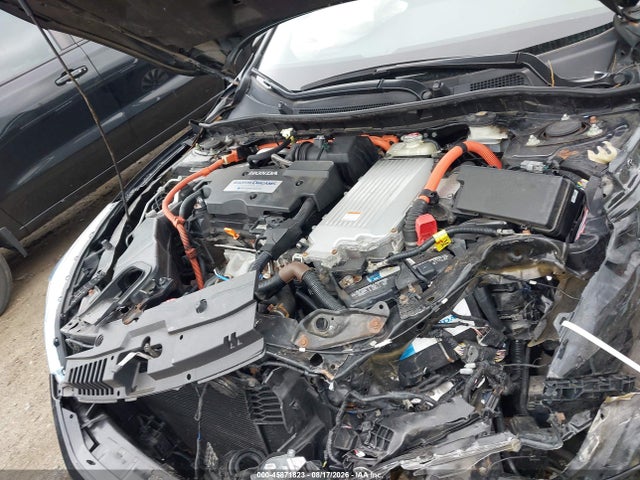Продаж на аукціоні авто 2015 Honda Accord Hybrid Touring, vin: 1HGCR6F75FA003250, номер лоту: 45871823