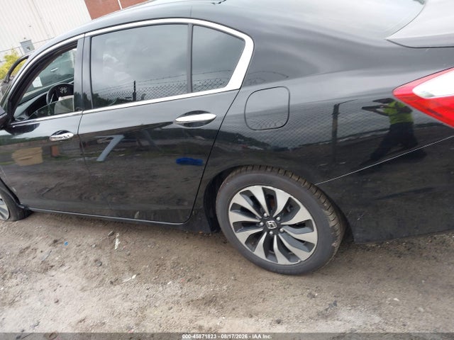 Продаж на аукціоні авто 2015 Honda Accord Hybrid Touring, vin: 1HGCR6F75FA003250, номер лоту: 45871823