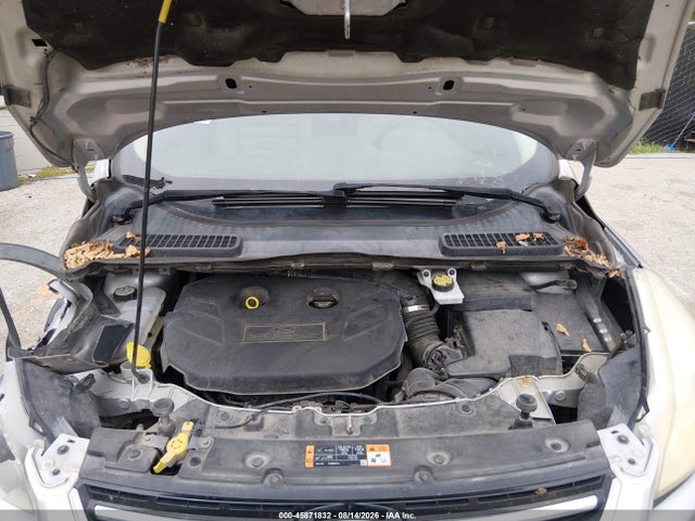 45871832 :رقم المزاد ، 1FMCU0J96FUA20426 vin ، 2015 Ford Escape Titanium مزاد بيع