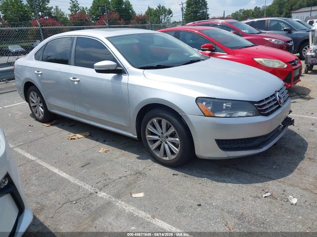 45871849 :رقم المزاد ، 1VWCH7A38CC075942 vin ، 2012 Volkswagen Passat 2.5l Sel مزاد بيع