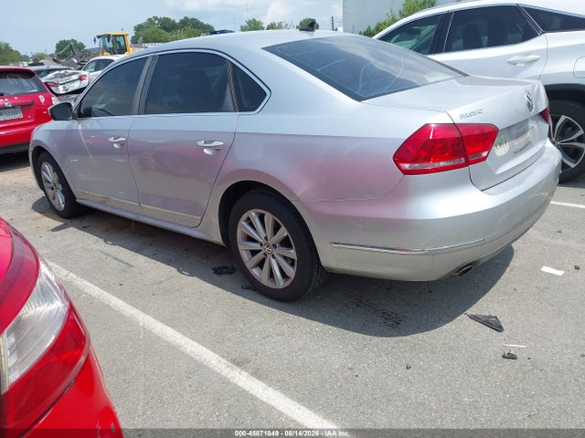 45871849 :رقم المزاد ، 1VWCH7A38CC075942 vin ، 2012 Volkswagen Passat 2.5l Sel مزاد بيع