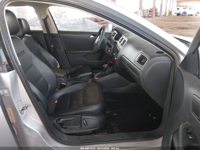 3VWD17AJ7EM279706 Volkswagen Jetta 1.8t Se