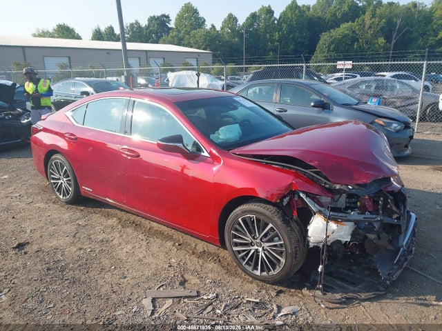 2022 Lexus Es 300h მანქანა იყიდება აუქციონზე, vin: 58ADA1C11NU016706, აუქციონის ნომერი: 45871935