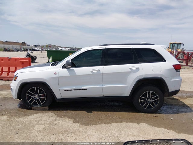 Продаж на аукціоні авто 2017 Jeep Grand Cherokee Trailhawk, vin: 1C4RJFLGXHC674537, номер лоту: 45871978
