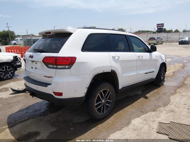 Продаж на аукціоні авто 2017 Jeep Grand Cherokee Trailhawk, vin: 1C4RJFLGXHC674537, номер лоту: 45871978