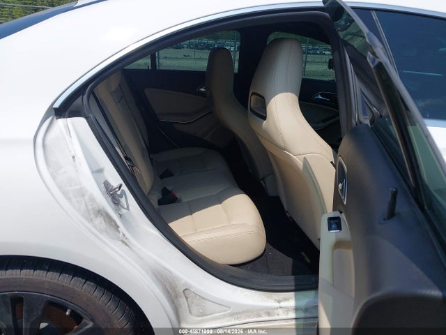 45871999 :رقم المزاد ، WDDSJ4EB5KN749525 vin ، 2019 Mercedes-benz Cla 250 مزاد بيع