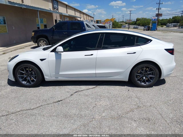 45872004 :رقم المزاد ، 5YJ3E1EA3MF962631 vin ، 2021 Tesla Model 3 Standard Range Plus Rear-wheel Drive مزاد بيع