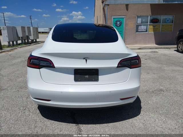45872004 :رقم المزاد ، 5YJ3E1EA3MF962631 vin ، 2021 Tesla Model 3 Standard Range Plus Rear-wheel Drive مزاد بيع