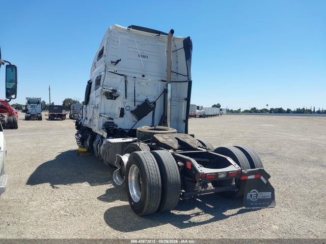 Volvo VNL 2019 4V4NC9TG6KN195302 Image 3