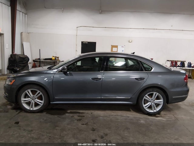 2013 Volkswagen Passat 2.0l Tdi Se მანქანა იყიდება აუქციონზე, vin: 1VWBN7A33DC143554, აუქციონის ნომერი: 45872013