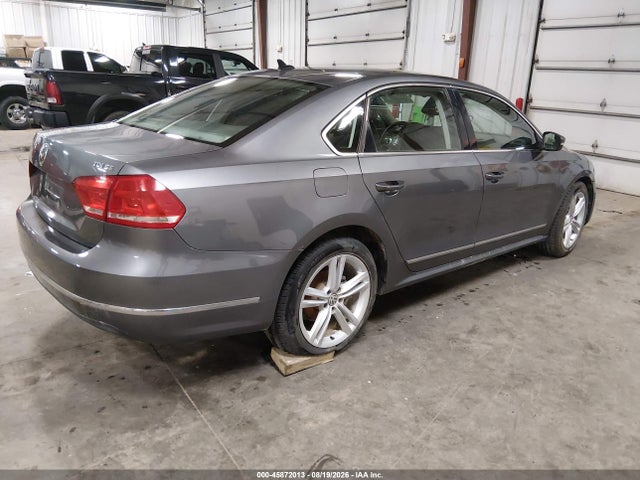 2013 Volkswagen Passat 2.0l Tdi Se მანქანა იყიდება აუქციონზე, vin: 1VWBN7A33DC143554, აუქციონის ნომერი: 45872013