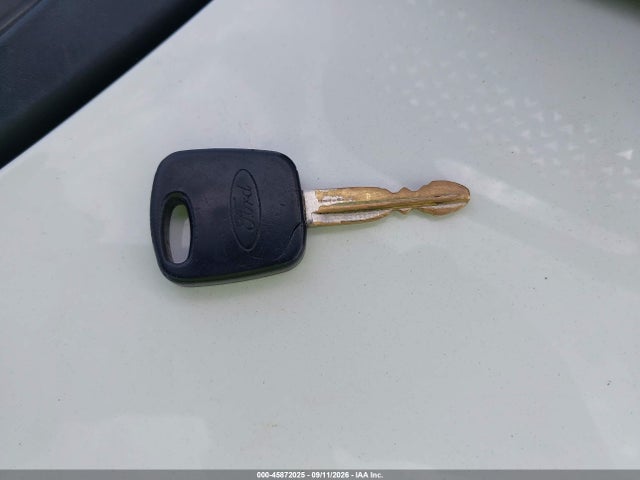 45872025 :رقم المزاد ، 3FAFP31333R178740 vin ، 2003 Ford Focus Zx3 مزاد بيع