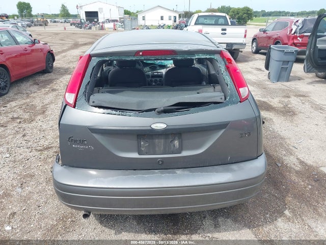 45872025 :رقم المزاد ، 3FAFP31333R178740 vin ، 2003 Ford Focus Zx3 مزاد بيع