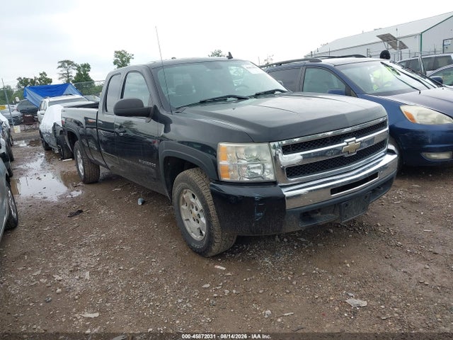 Auction sale of the 2010 Chevrolet Silverado 1500 Lt, vin: 1GCSKSE01AZ236595, lot number: 45872031