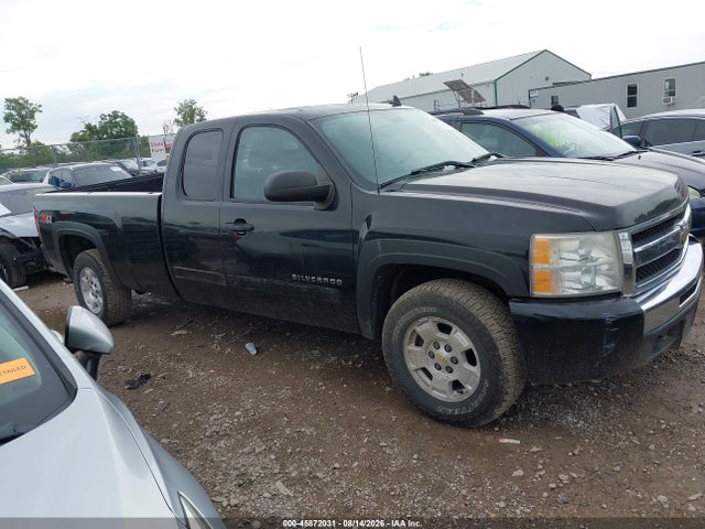 Auction sale of the 2010 Chevrolet Silverado 1500 Lt, vin: 1GCSKSE01AZ236595, lot number: 45872031