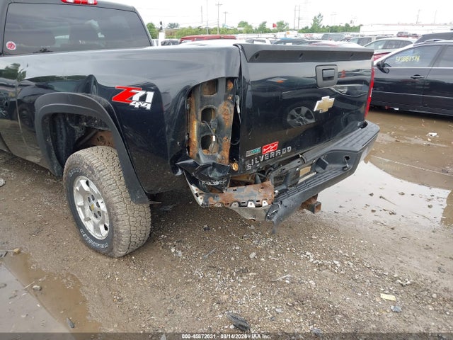Auction sale of the 2010 Chevrolet Silverado 1500 Lt, vin: 1GCSKSE01AZ236595, lot number: 45872031