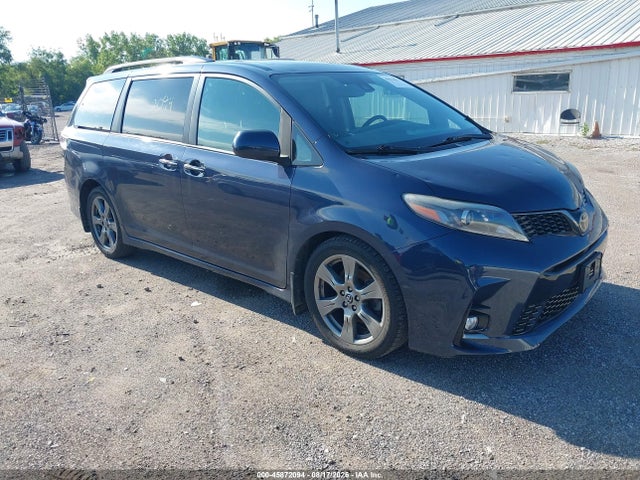 Toyota Sienna Se Premium 8 Passenger 2018 5TDXZ3DC2JS906630 zdjęcie główne