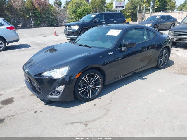 Scion FR-S 2015 JF1ZNAA17F8708574 Image 2