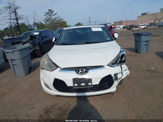 2016 Hyundai Veloster მანქანა იყიდება აუქციონზე, vin: KMHTC6AD8GU291550, აუქციონის ნომერი: 45872209