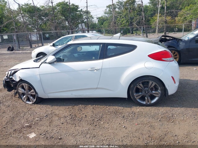 2016 Hyundai Veloster მანქანა იყიდება აუქციონზე, vin: KMHTC6AD8GU291550, აუქციონის ნომერი: 45872209