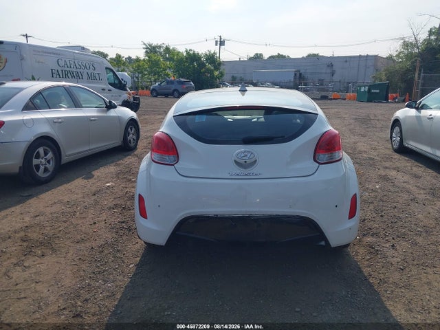 2016 Hyundai Veloster მანქანა იყიდება აუქციონზე, vin: KMHTC6AD8GU291550, აუქციონის ნომერი: 45872209
