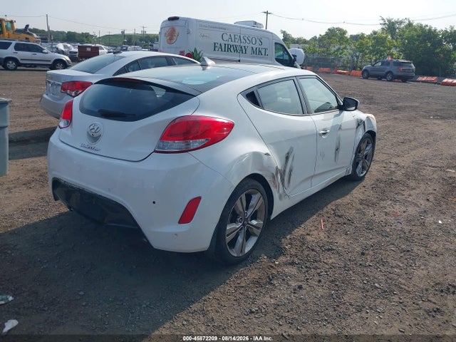 2016 Hyundai Veloster მანქანა იყიდება აუქციონზე, vin: KMHTC6AD8GU291550, აუქციონის ნომერი: 45872209