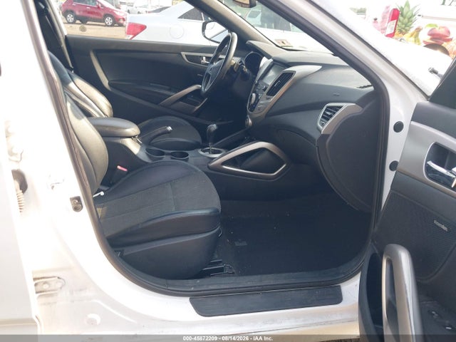 2016 Hyundai Veloster მანქანა იყიდება აუქციონზე, vin: KMHTC6AD8GU291550, აუქციონის ნომერი: 45872209