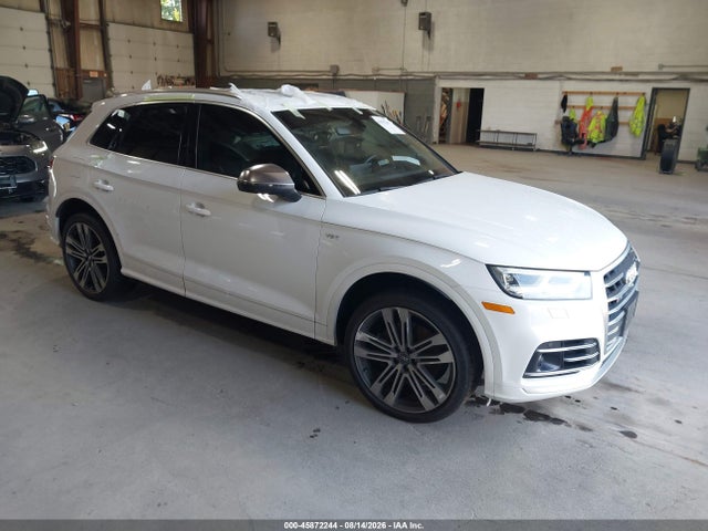 45872244 :رقم المزاد ، WA1C4AFY9J2105236 vin ، 2018 Audi Sq5 3.0t Premium Plus مزاد بيع