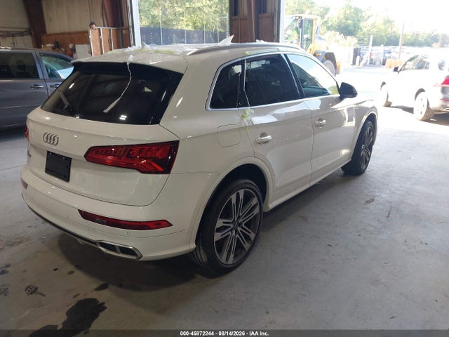 45872244 :رقم المزاد ، WA1C4AFY9J2105236 vin ، 2018 Audi Sq5 3.0t Premium Plus مزاد بيع
