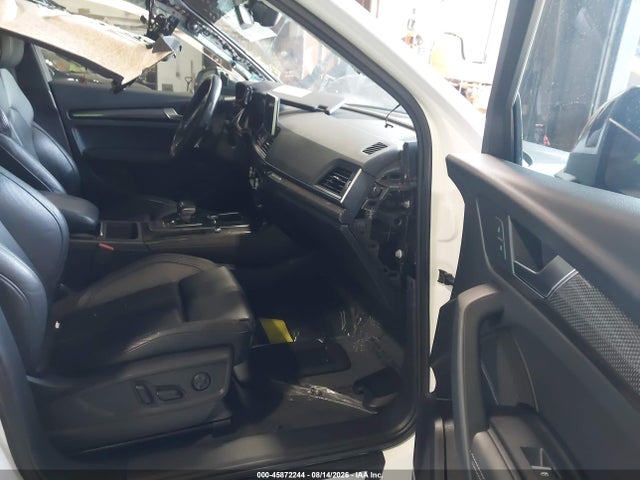 45872244 :رقم المزاد ، WA1C4AFY9J2105236 vin ، 2018 Audi Sq5 3.0t Premium Plus مزاد بيع